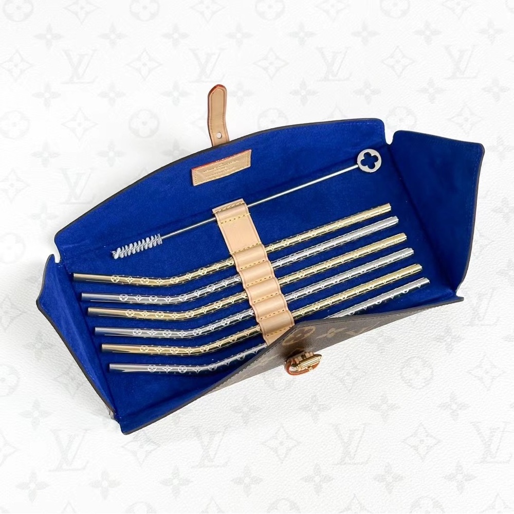 Louis Vuitton Straws and Pouch Set – Brand New